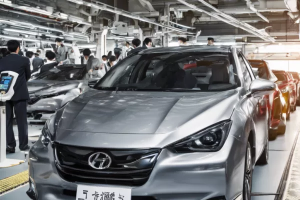 Japan's Automakers Drive Business Optimism to New Heights